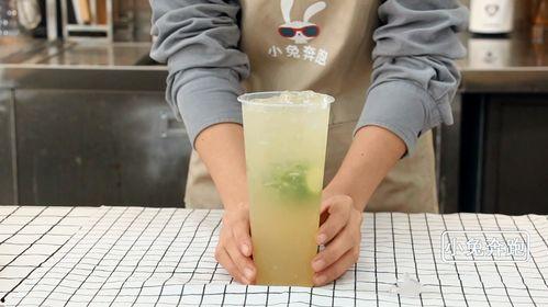 奶茶的制作爆料方法视频,一招教你轻松掌握网红奶茶精髓