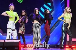 red娱乐爆料,揭秘娱乐圈最新热点事件！