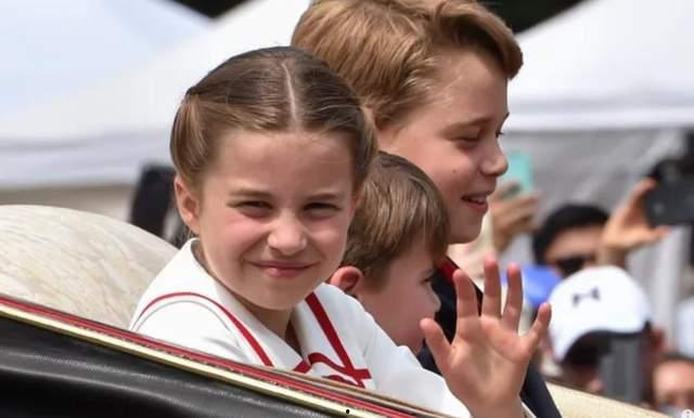 夏洛特新闻爆料,揭秘幕后真相 第2张 夏洛特新闻爆料,揭秘幕后真相 第2张