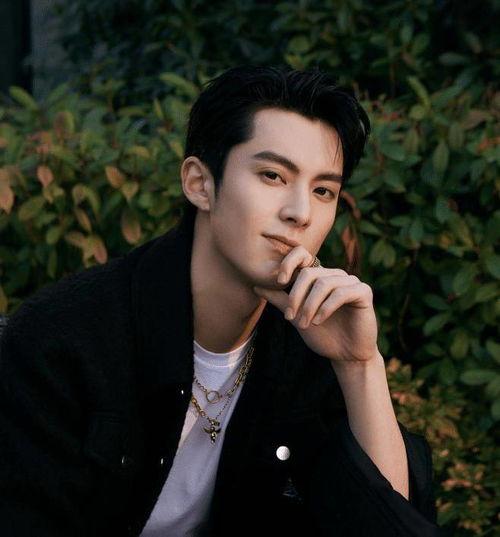 大锤爆料王鹤棣视频播放,大锤爆料引发网友热议 第2张 大锤爆料王鹤棣视频播放,大锤爆料引发网友热议 第2张