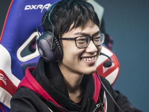 爆料女友吃饭视频大全在线观看,高清视频大全在线观看  第2张