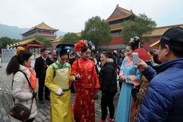 横店代拍爆料案件最新,揭秘影视圈潜规则与利益纠葛 第3张 横店代拍爆料案件最新,揭秘影视圈潜规则与利益纠葛 第3张